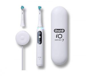 Oral-B iO Series 7 Electric Toothbrush with 1 Replacement Brush Head